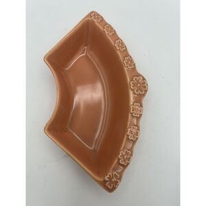 One Vtg. California Pottery Replacement Relish Piece L55‎